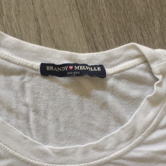 Brandy Melville Tee - Picture 3 of 3